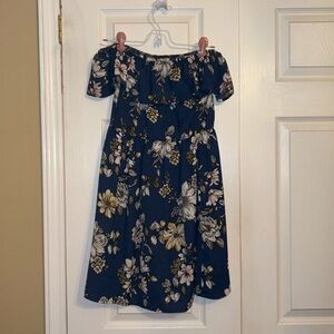 Women’s size xs off the shoulder floral dress